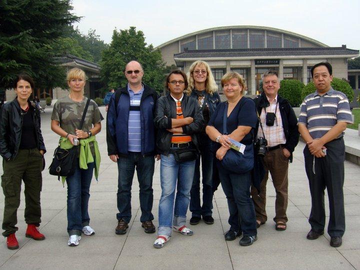 Obisk delegacije slovenskih mladinskih pisateljev na Kitajskem