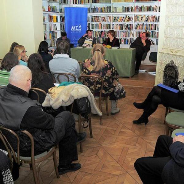 Razmišljanje za odrasle, za mlade pa humor in opazovanje sveta