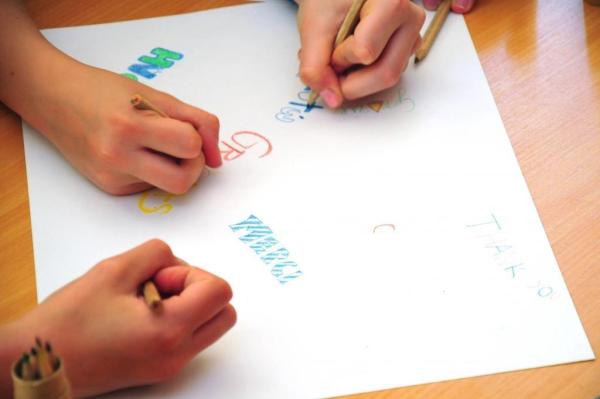 Blog: Šola ni(je) šala in domača na(d)loga – resnica ali le besedna igra?