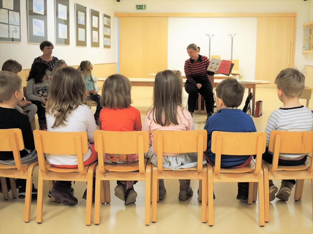 Blog: Kaj pa če bi brali vsi skupaj?