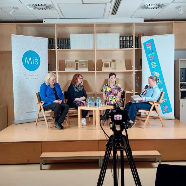 S strokovnim srečanjem otvorili trinajste Bralnice pod slamnikom