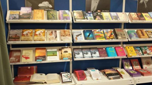 Odsotnost v pisarni v novembru