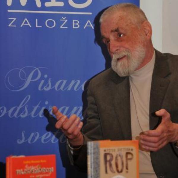 Utrinki s predstavitve knjig ob 10 letnici založbe