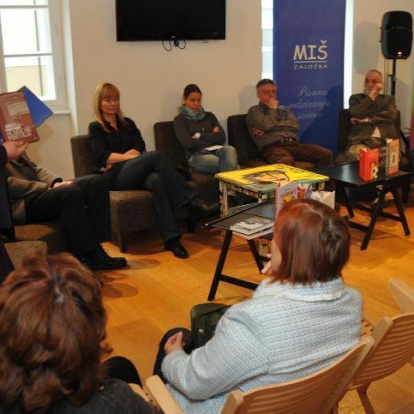 Utrinki s predstavitve knjig ob 10 letnici založbe