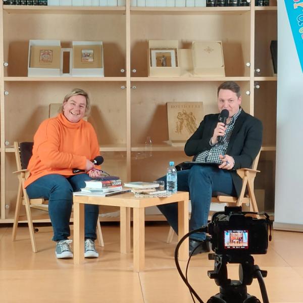 S strokovnim srečanjem otvorili trinajste Bralnice pod slamnikom