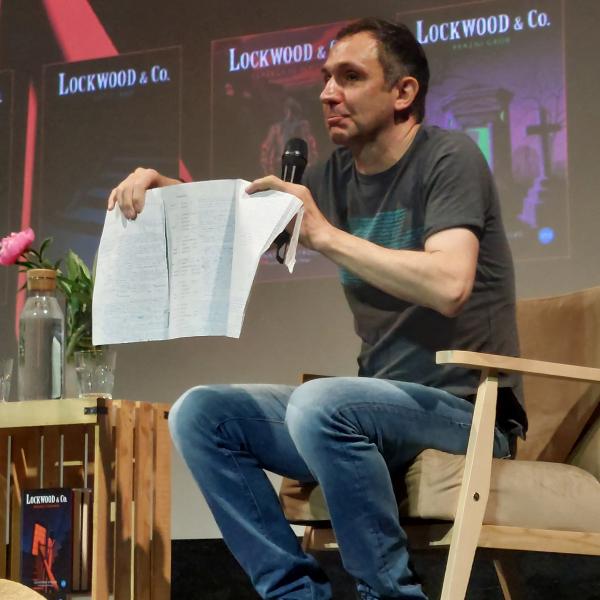 Jonathan Stroud na Bralnicah pod slamnikom!
